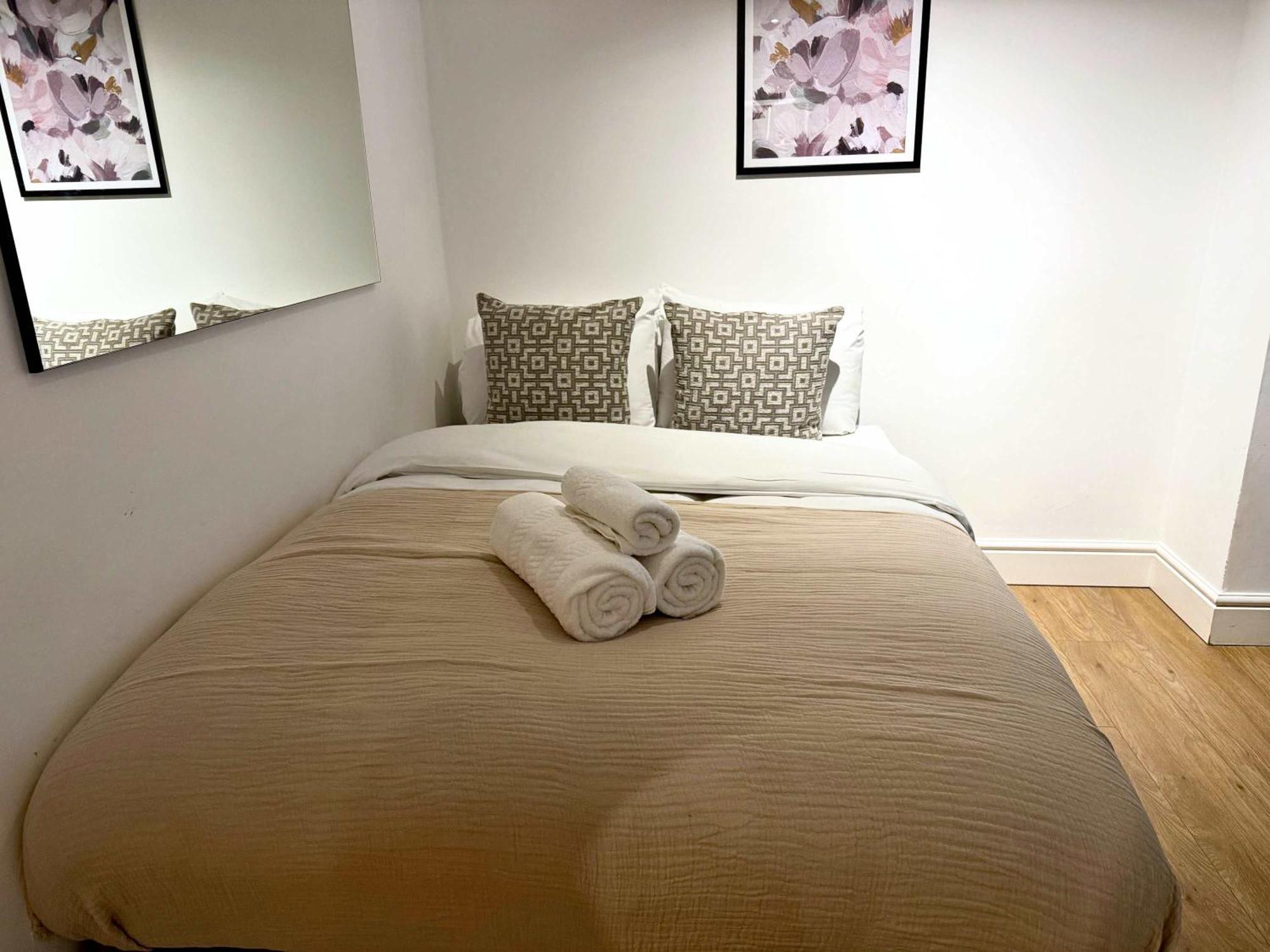 Apartamento Bnbnova - Heart Of Holborn - 2br With Patio Londres