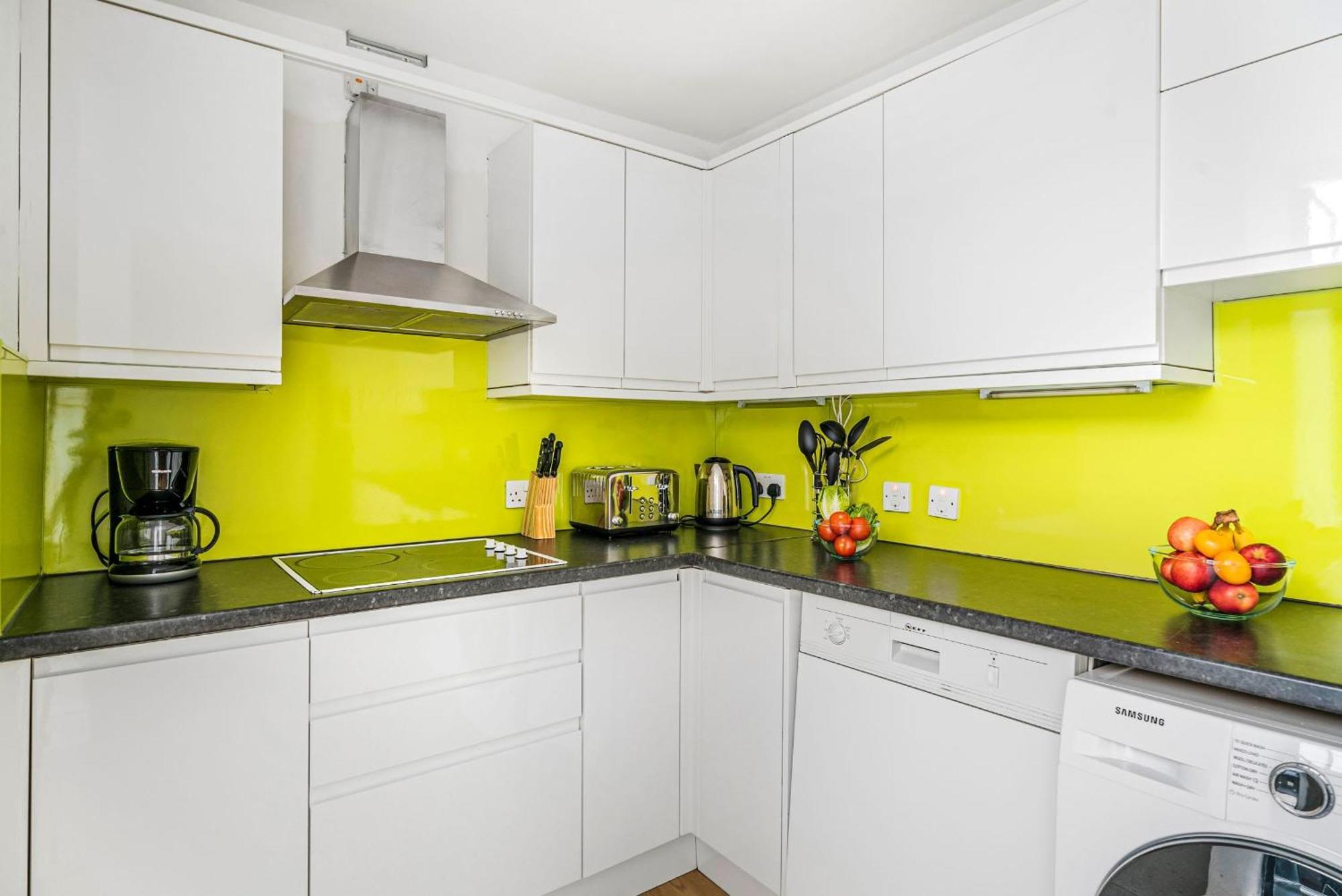 Bnbnova - Heart Of Holborn - 2br With Patio * Londres