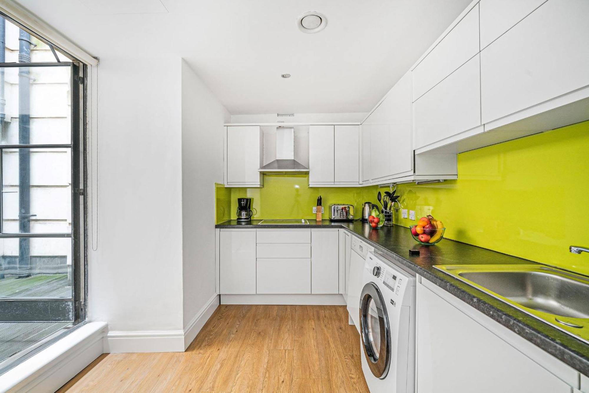 Apartamento Bnbnova - Heart Of Holborn - 2br With Patio Londres