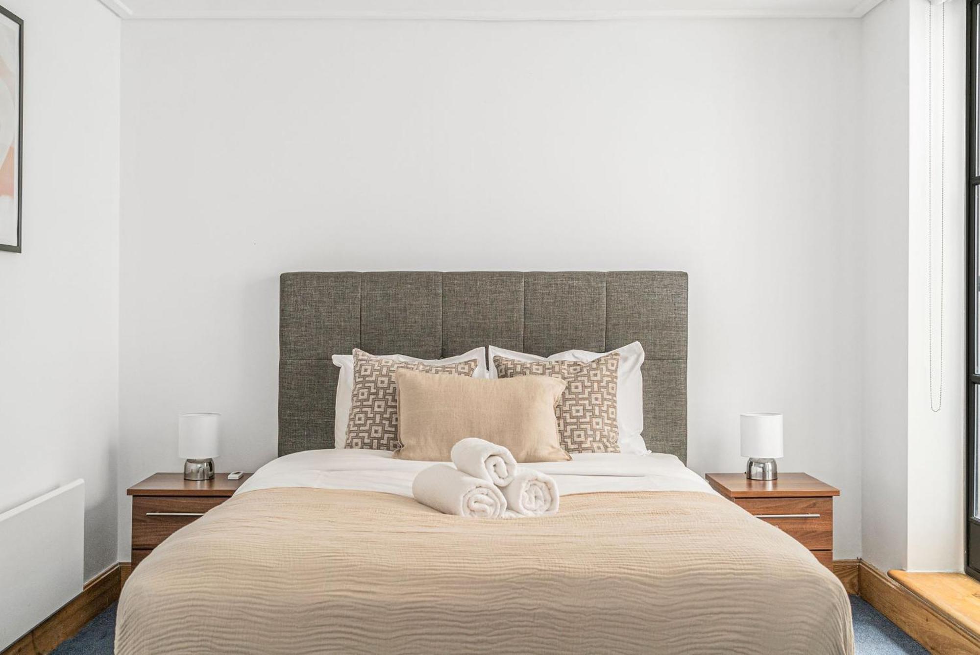 Bnbnova - Heart Of Holborn - 2br With Patio * Londres